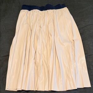 Ann Taylor Cream A-Line Faux Leather Skirt with Navy Waistband